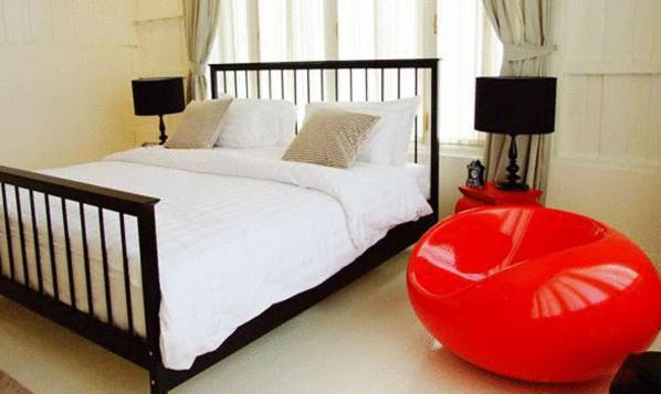 The Hen Hua Hin Hotel Luaran gambar
